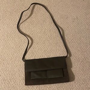 Classic Brown Crossbody Shoulder Bag - Versatile Everyday Style